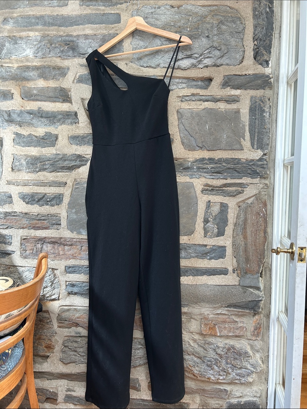 Asymmetric One-Shoulder Black Jumpsuit